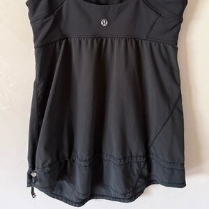 lululemon athletica tank with cute toggle ruching